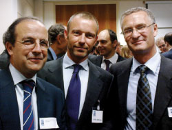 Daniel Calleja, Director Air Transport, European Commission at the evening cocktail with ACI EUROPE Director General Olivier Jankovec and ARC Secretary General, Bengt Christensson.