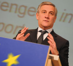 Tajani: "The 'capacity crunch' that we face on the ground and in the sky is part of the ‘challenge of growth’ that we face; a challenge that is fundamentally about the industry's – and Europe's – competitiveness."