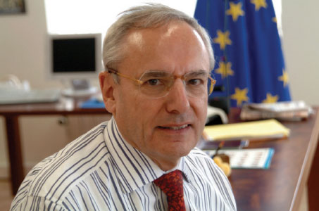 Jacques Barrot, Vice President of the European Commission with responsibility for transport: “If we do not take action, the capacity of the air traffic management system and of our airports could be inadequate to the point of crisis by the end of this decade.”