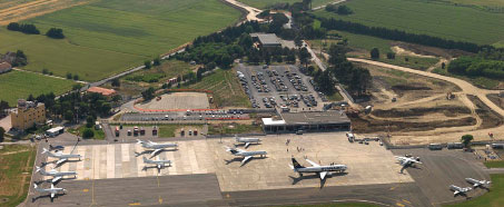 The construction of a new 5,000sqm terminal will play a major role in Perugia Airport’s drive to serve 250,000 annual passengers by 2012.