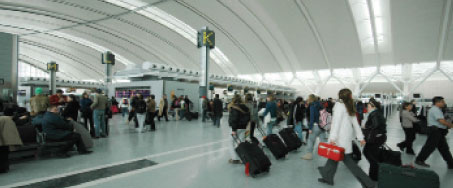 The first nine months of 2010 saw year-on-year passenger numbers increase by 4.7% at Toronto Pearson International Airport.