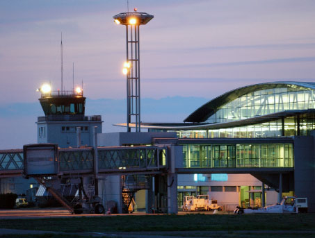 Pau Pyrenees Airport (exterior)